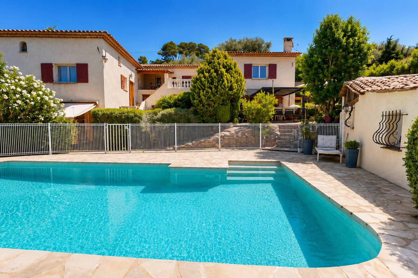 Villa avec piscine à Mougins, gérée par BB Luxury Concierge